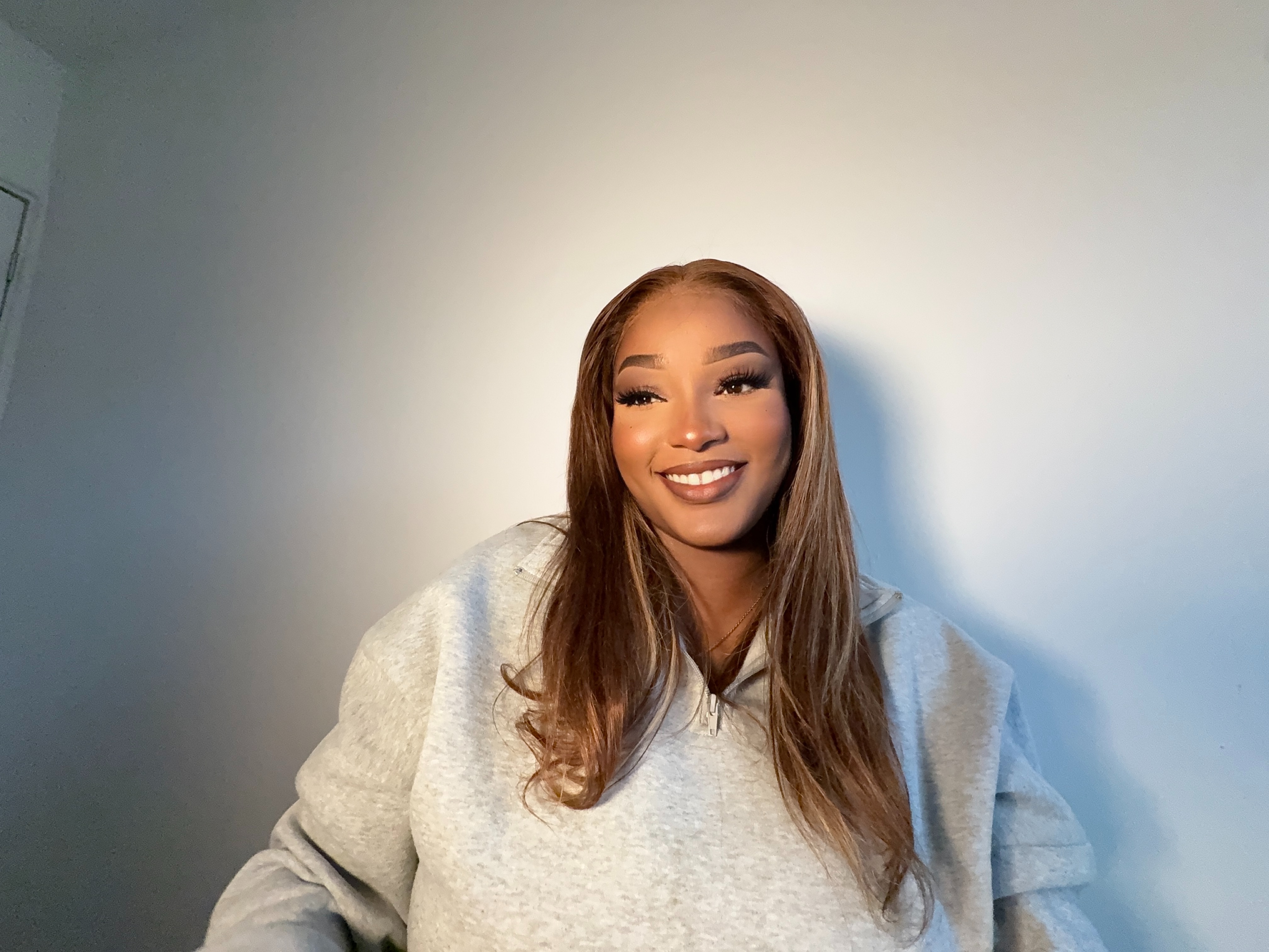 ISEE HAIR Wear Go Highlight Brown Wigs Silky Straight Pre-plucked Glueless Lace Wigs