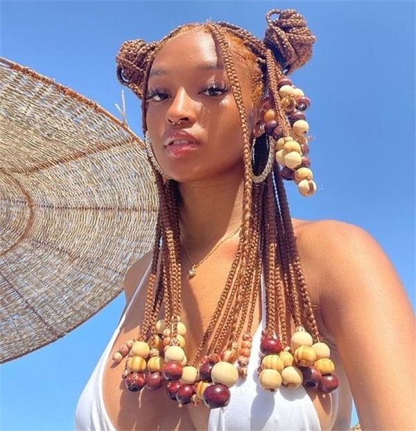 Knotless Braids With Beads Hairstyles