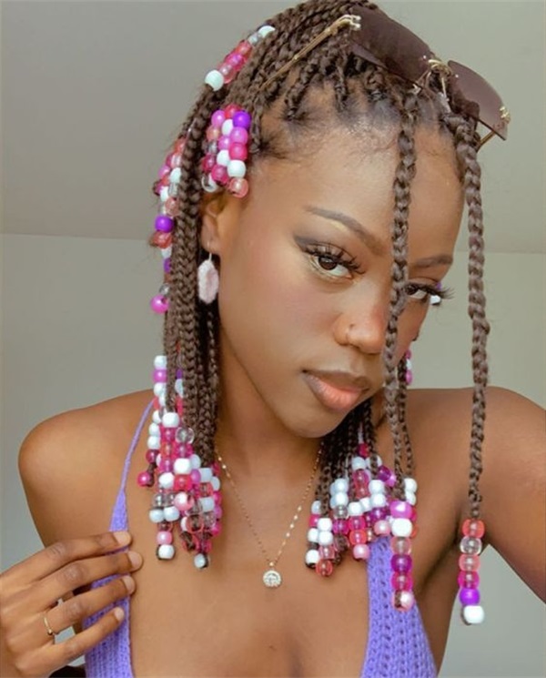 Knotless Braids With Beads Hairstyles